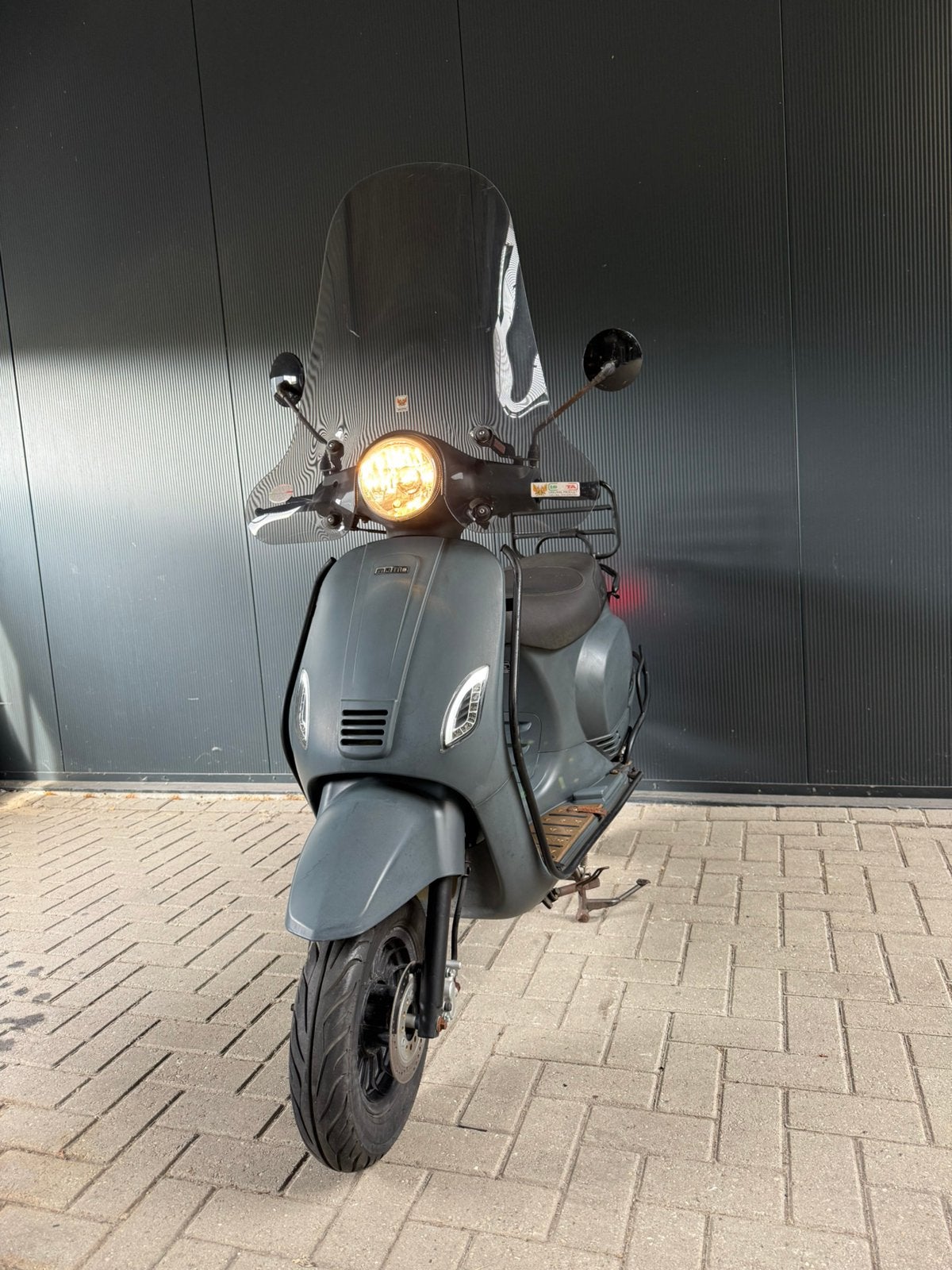 Momo snor scooter 25km 2018 eerste eigenaar, Ophalen, Zo goed als nieuw, Benzine, Overige merken