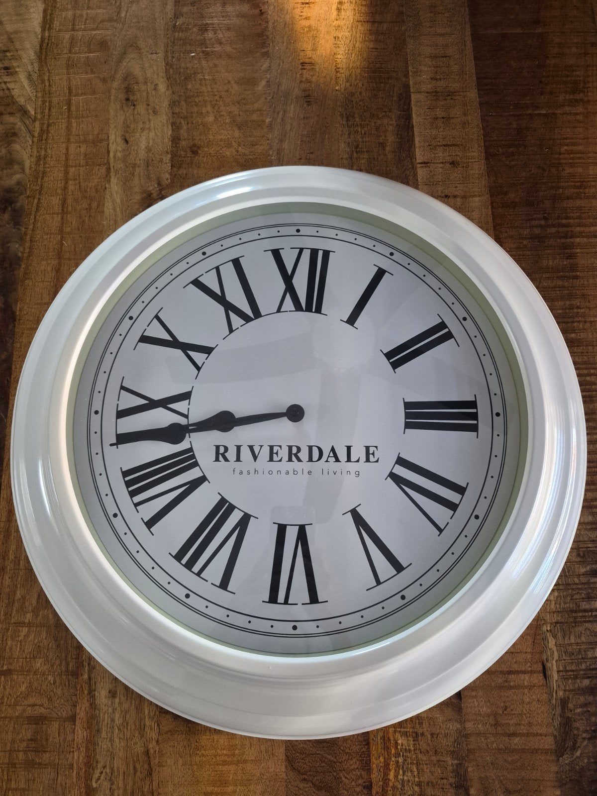 Riverdale Wandklok, Ophalen, Wandklok, Wit, Analoog