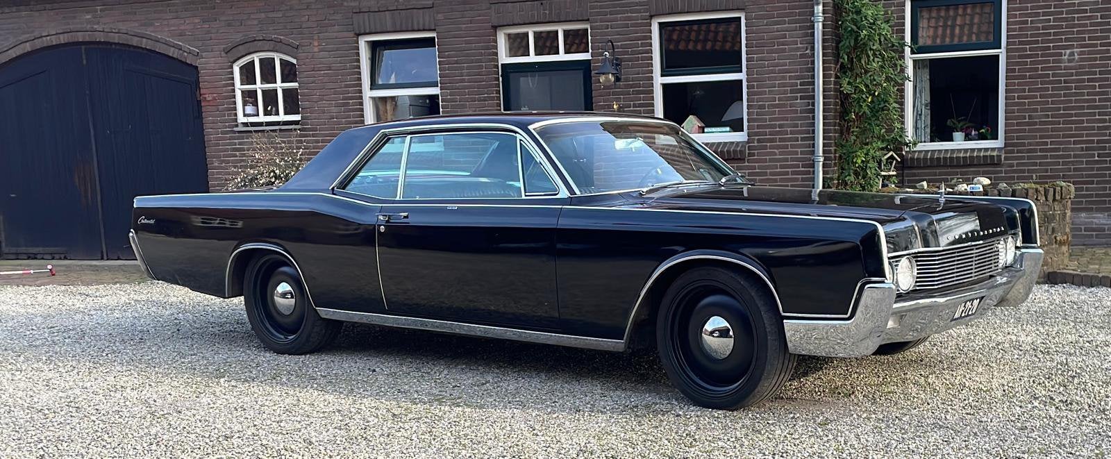 Lincoln Continental 1966 v8 oldtimer apk vrij, Auto's, Automaat, Achterwielaandrijving, 7 cc, Zwart