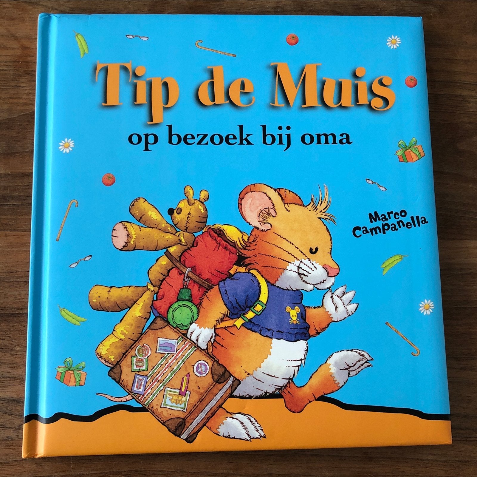 Tip de Muis op bezoek bij oma - zgan Hardcover kinderboek, Boeken, Fictie algemeen, Jongen of Meisje, Ophalen of Verzenden, Zo goed als nieuw