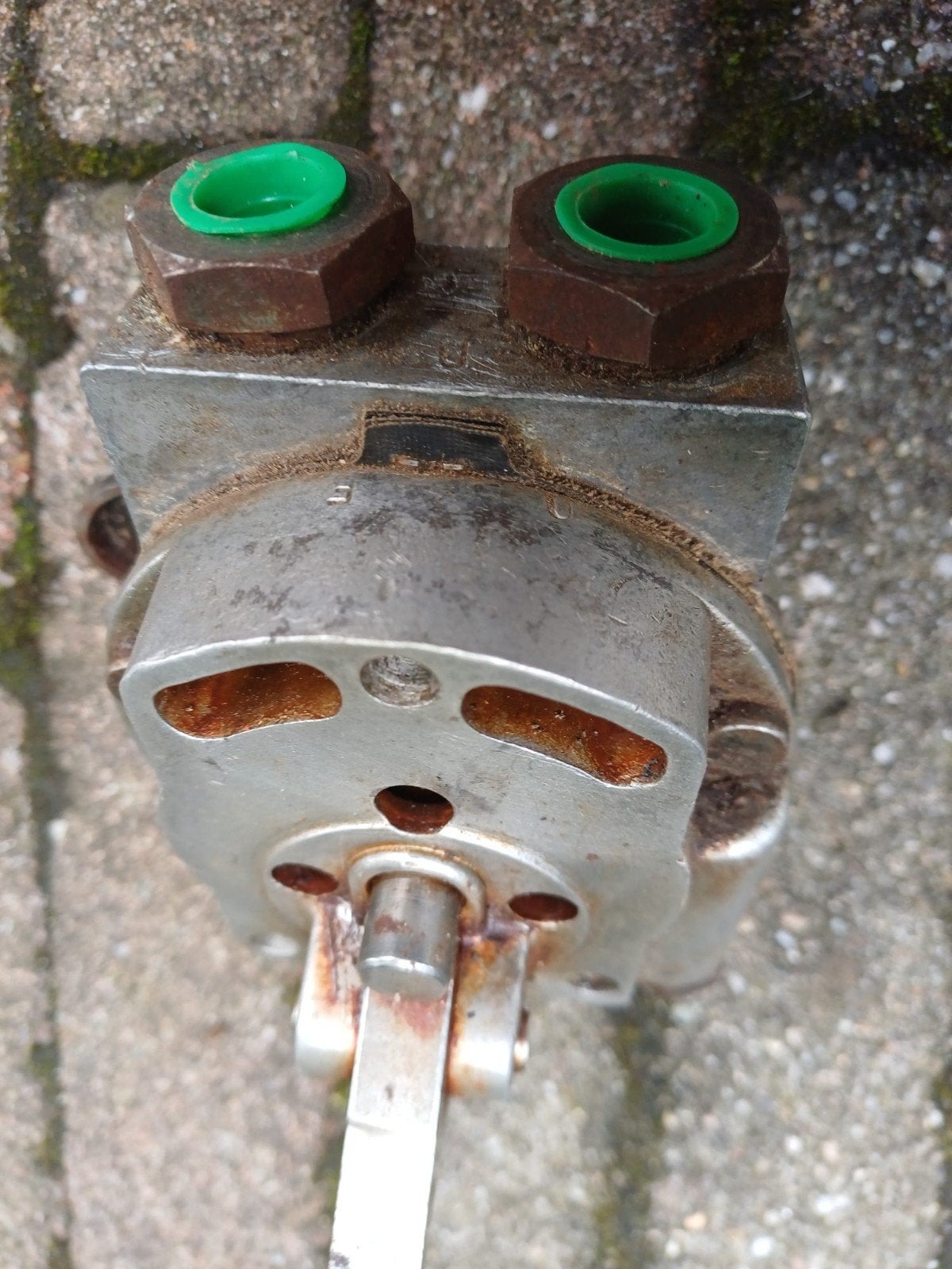Gebruikte brandstofpomp - Made in England, Ophalen of Verzenden, Gebruikt, Motor en Techniek