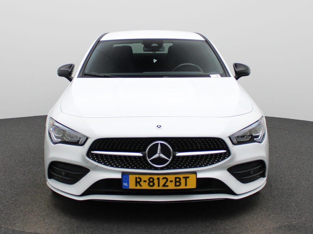 Mercedes-Benz CLA-klasse 180 AMG Line AUTOMAAT | AMG LINE |, Gebruikt, 4 cilinders, Leder en Stof, Wit