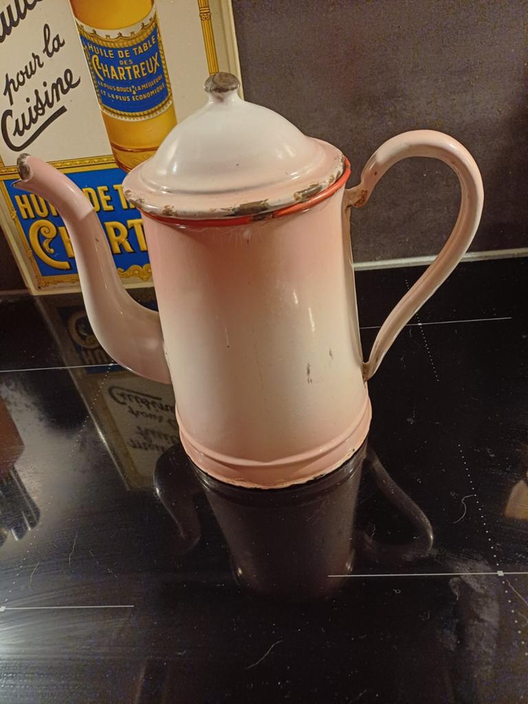 Antieke Franse emaille zacht roze Koffiepot, Verzenden