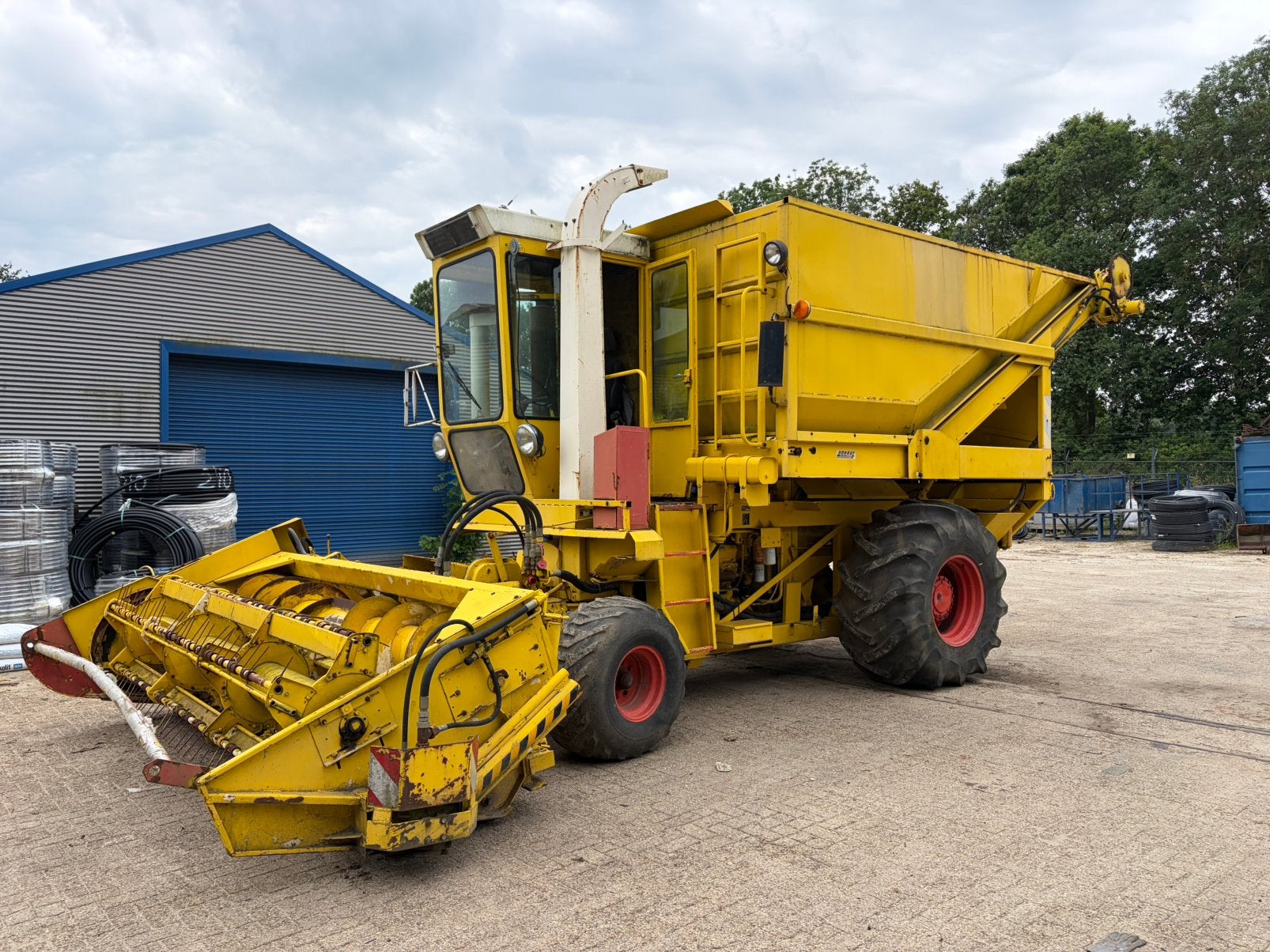 Hesston Field Queen bunker hakselaar, Ophalen, Gebruikt, Meer dan 160 Pk, Tot 2500