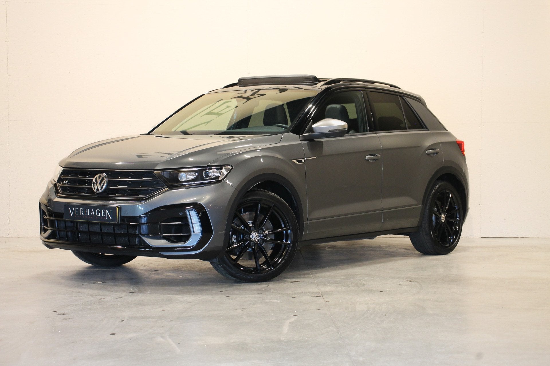 Volkswagen T-Roc 2.0 TSI 4Motion R Akrapovic Pano Leer Beats, Auto's, Volkswagen, Automaat, Gebruikt, 4 cilinders, 1984 cc