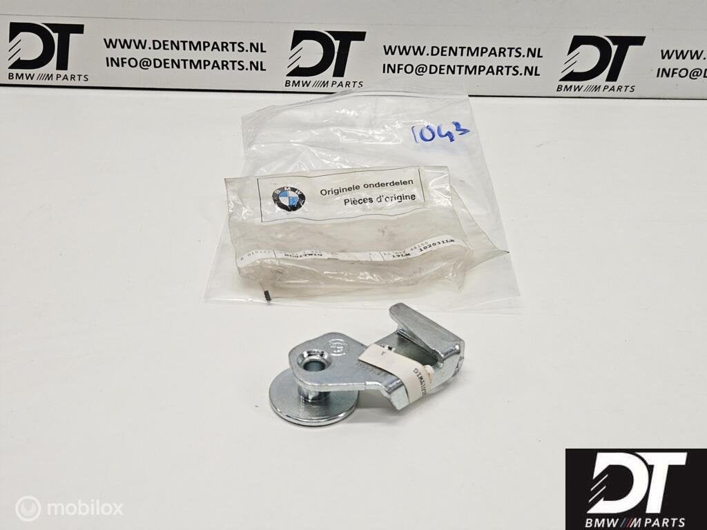 Latch striker right BMW 6-serie E24 51211966820, Nieuw, Ophalen of Verzenden