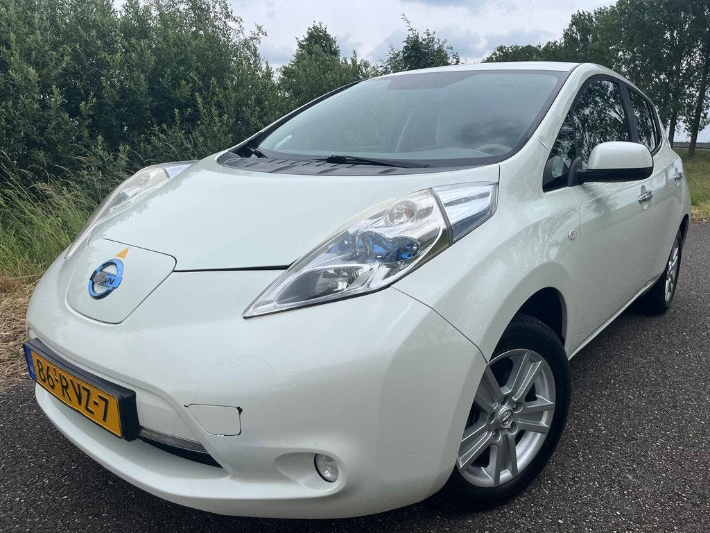 Nissan LEAF Base | Automaat | Airco | Cruise | Navi | Achter, Auto's, Nissan, Gebruikt, Electronic Stability Program (ESP), Wit