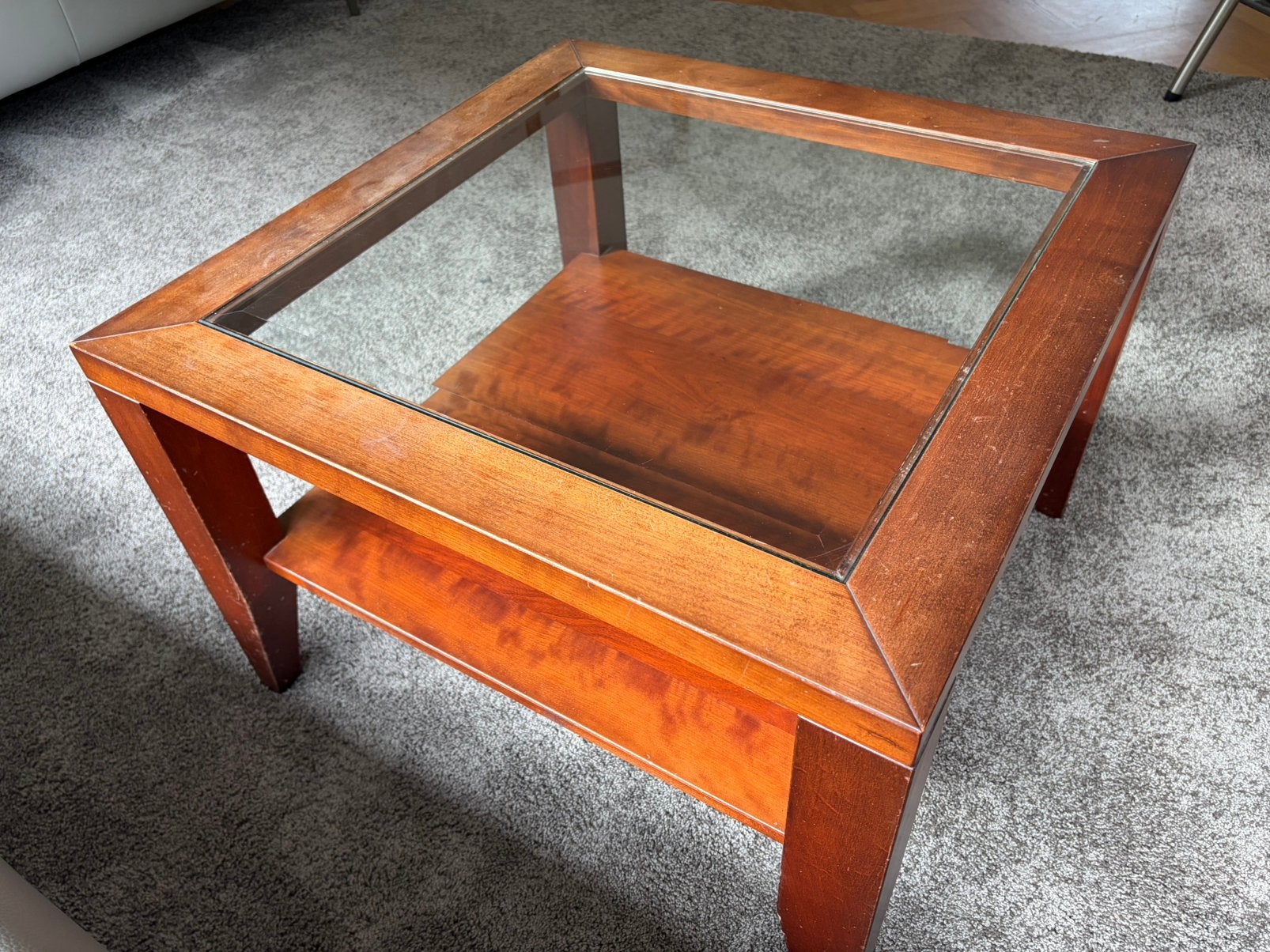 Salon tafel kersenhout, Ophalen, Gebruikt