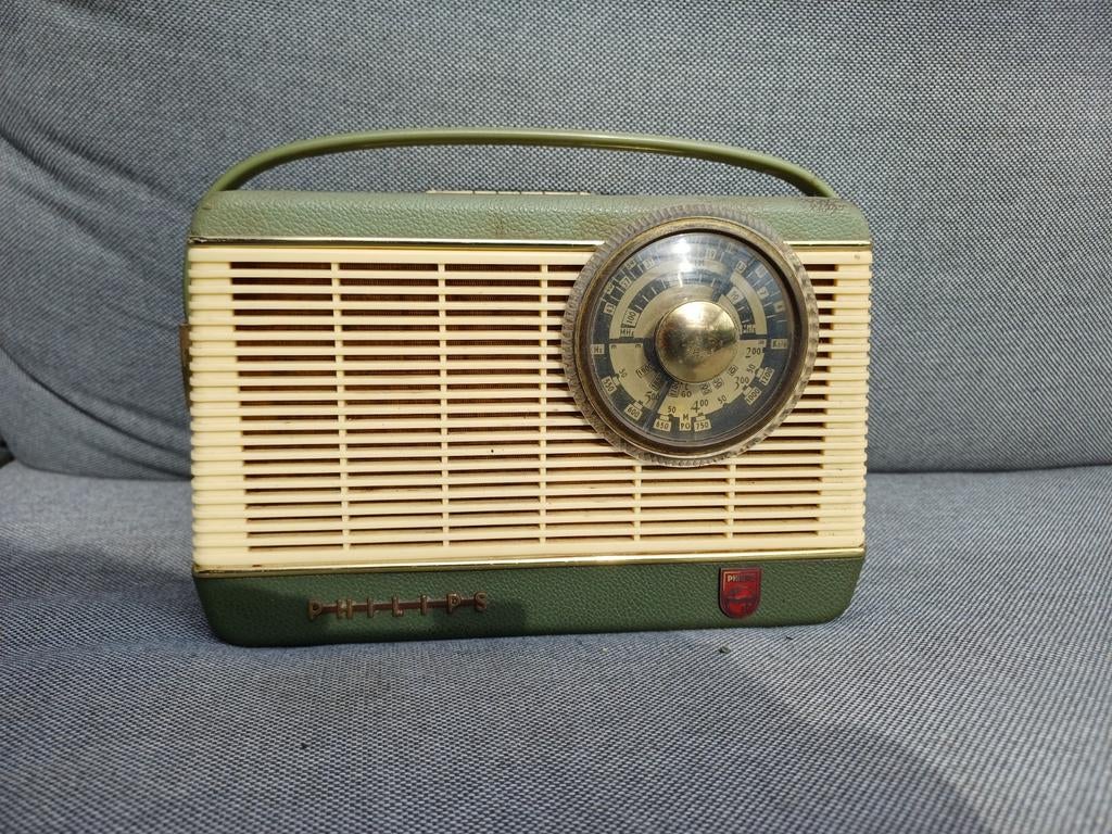 Vintage Philips Transistorradio - Werkt niet meer, Ophalen of Verzenden, Niet werkend, Transistorradio