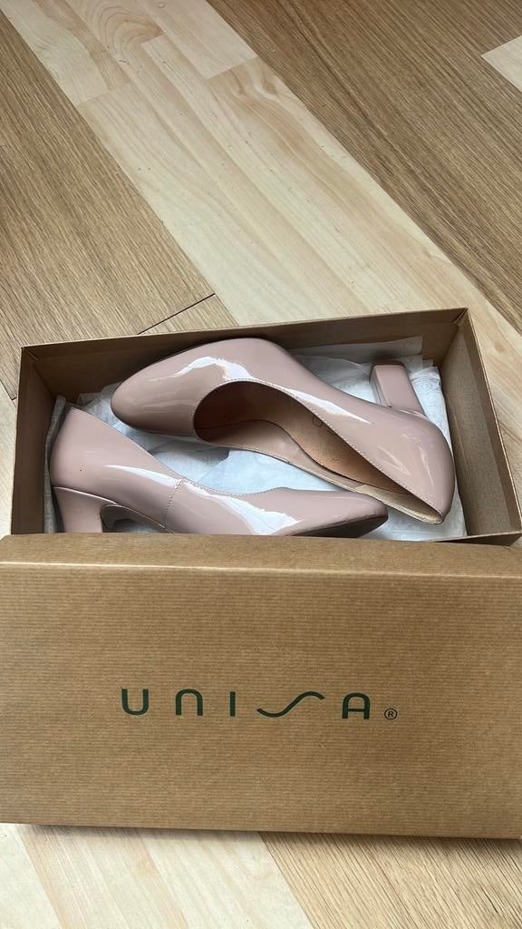 Unisa pumps lichtroze blokhah 37, Ophalen of Verzenden, Zo goed als nieuw, Roze