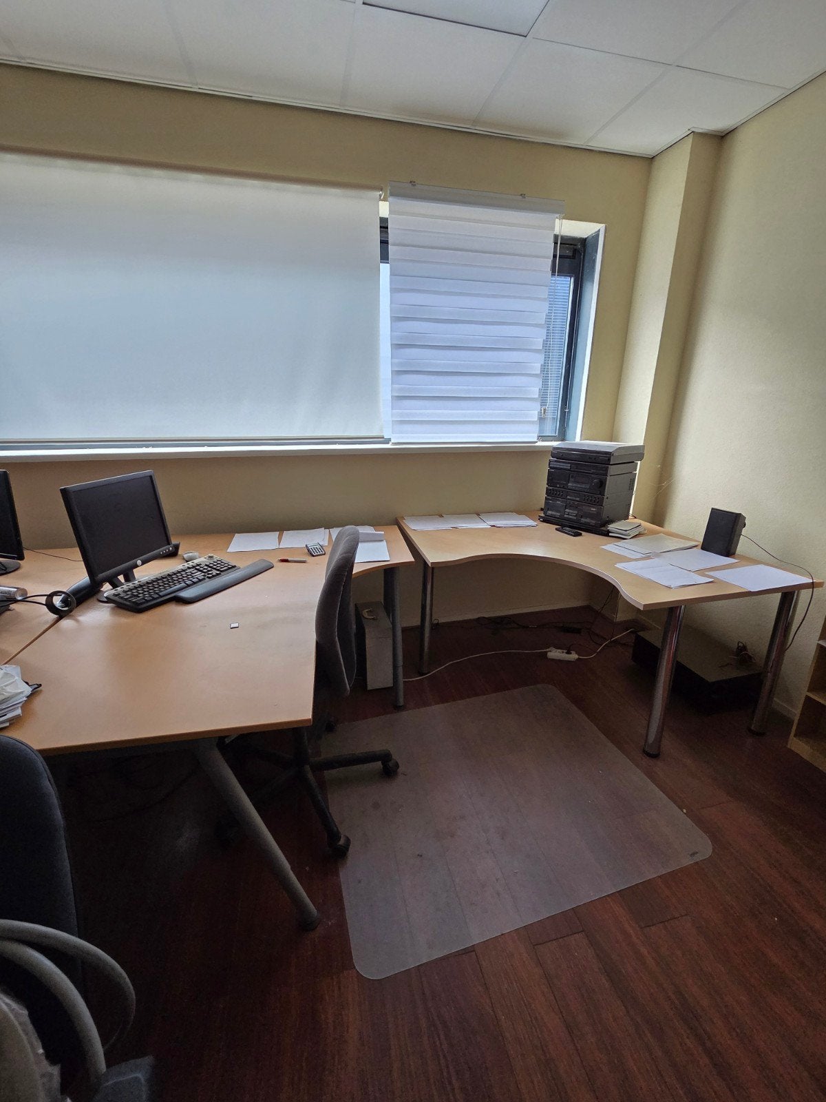 te koop Bureaus, Ophalen of Verzenden
