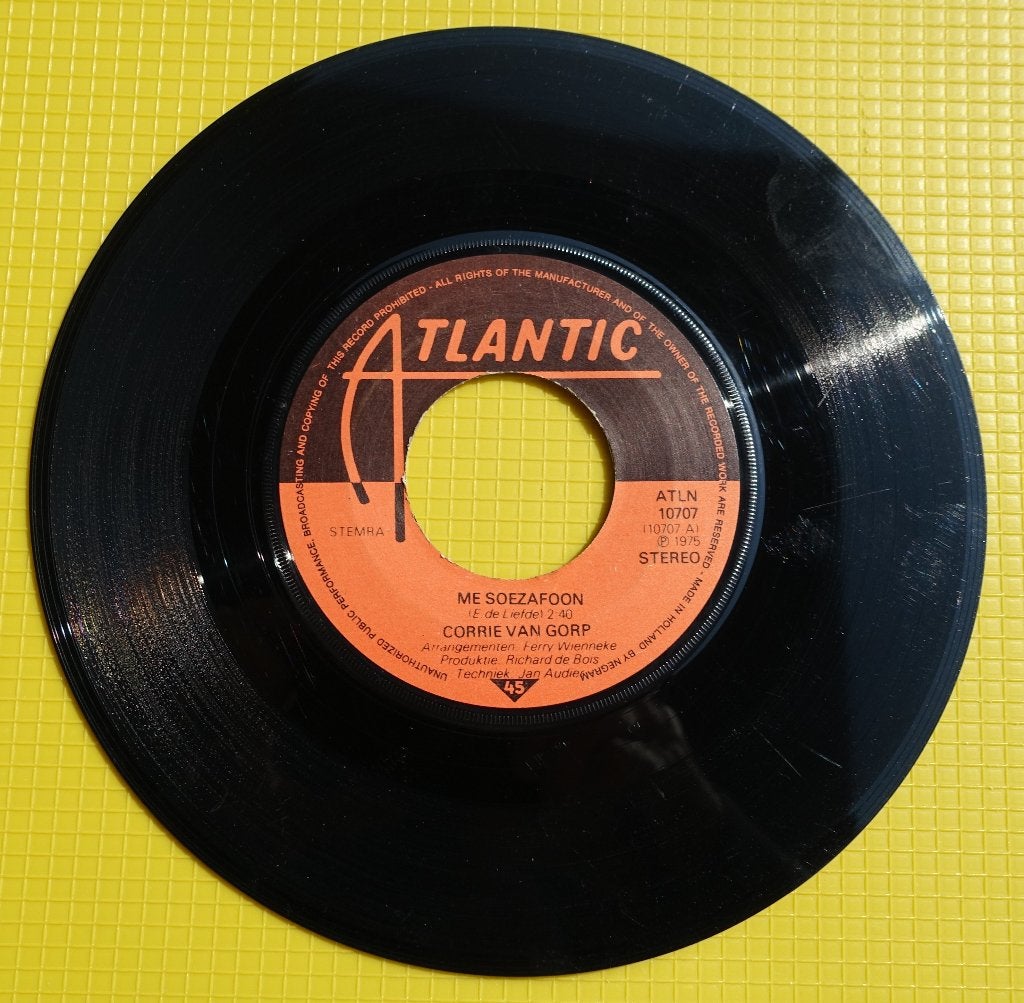 Corrie van Gorp - Me Soezafoon ( 7'' Single ), Gebruikt, 7 inch, Single, Ophalen of Verzenden