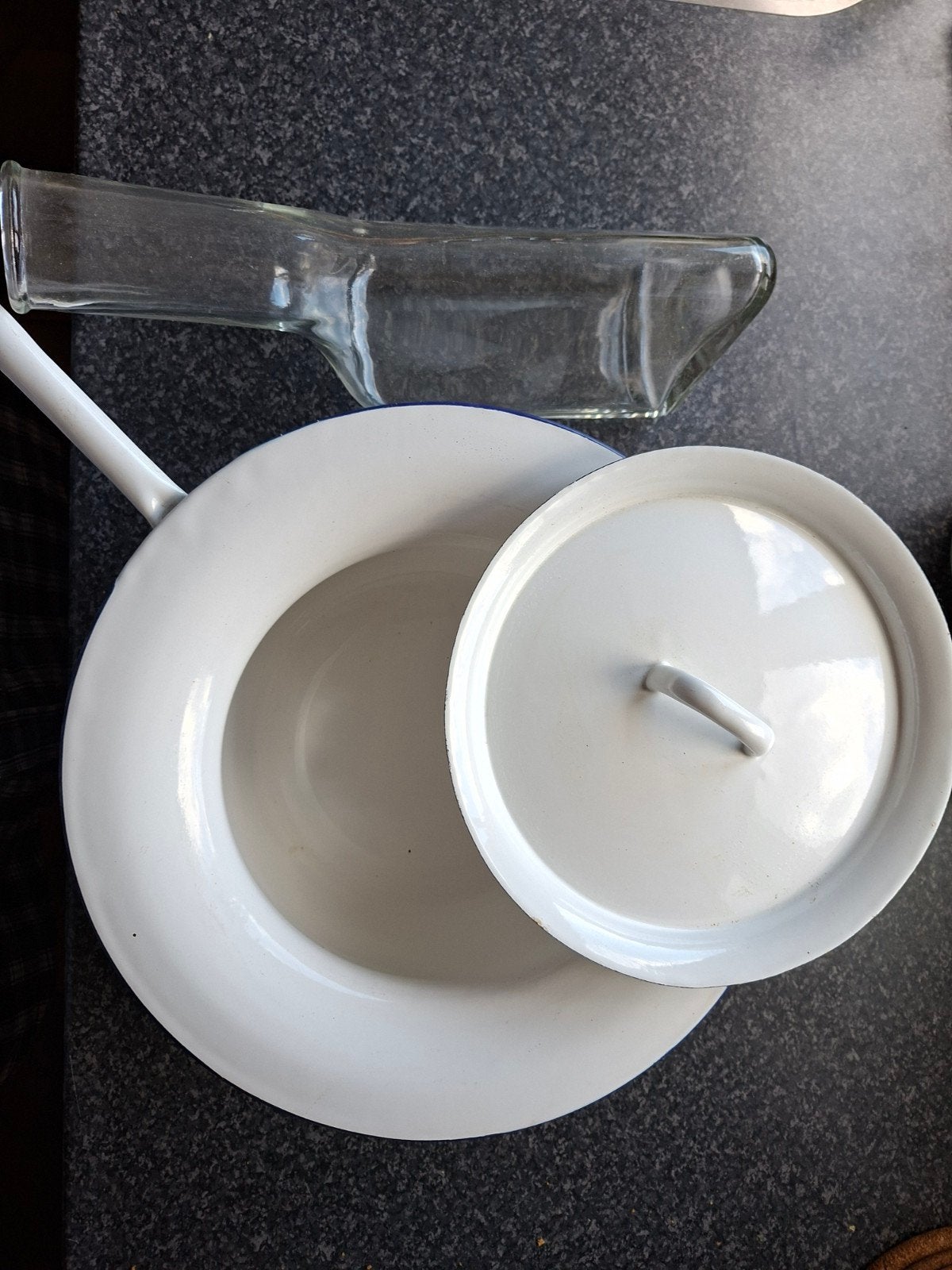 Geëmailleerde kinder po, bedpan met deksel aal, Antiek en Kunst, Ophalen