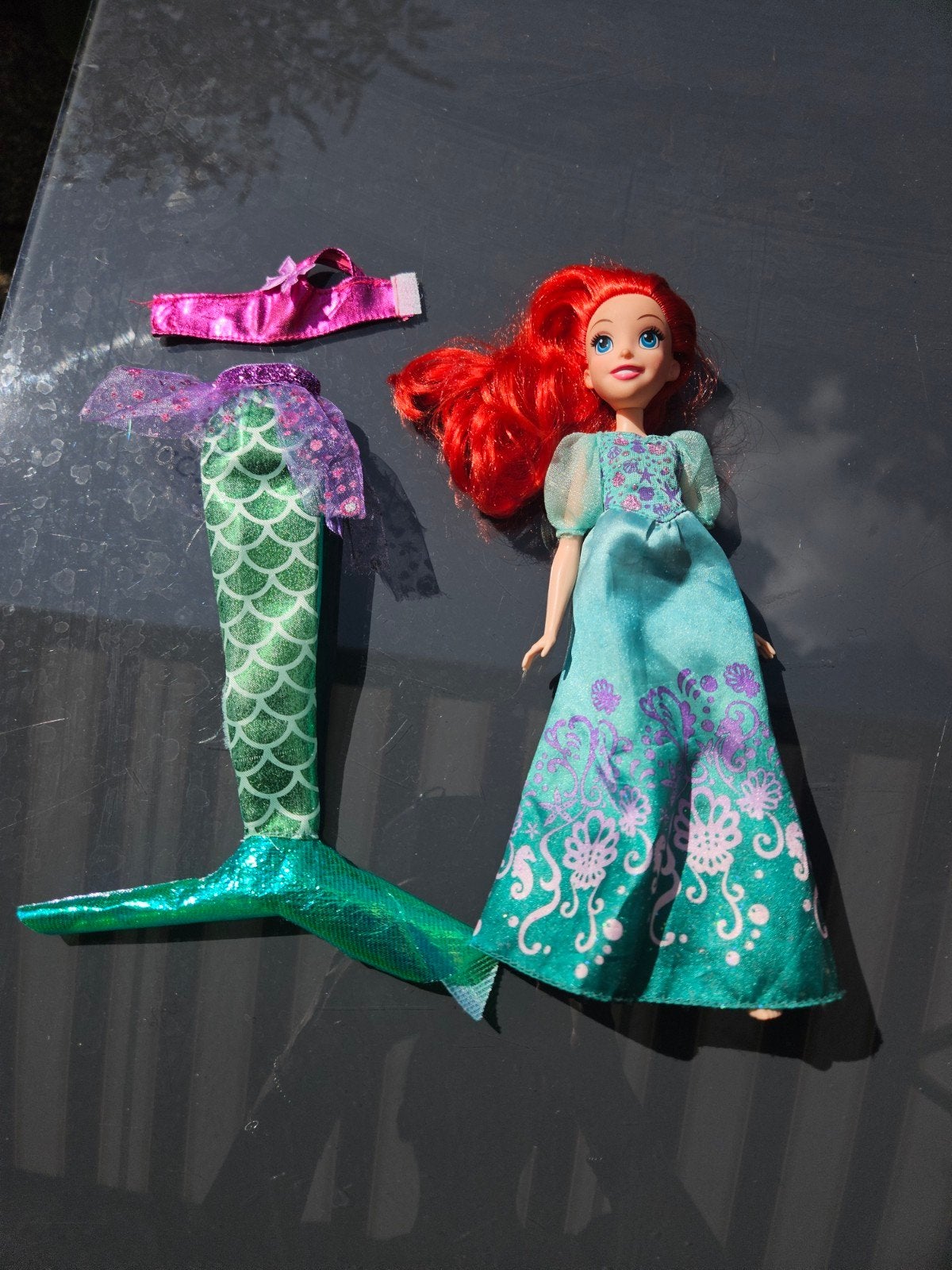 Disney De Kleine Zeemeermin Ariel pop met jurk en zwemvin, Ophalen of Verzenden
