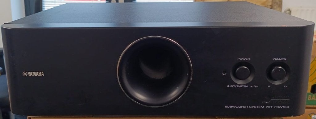Yamaha Subwoofer, Gebruikt, Yamaha, Ophalen of Verzenden, 120 tot 150 watt