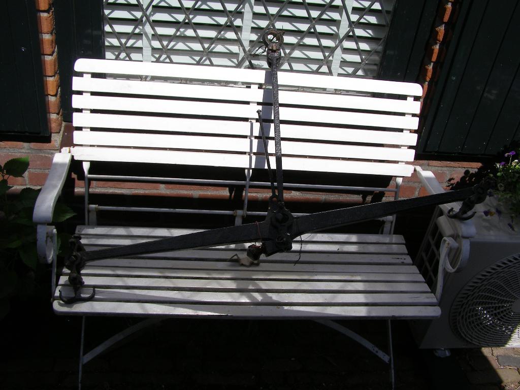 Zware gesmede ijzeren antieke weegschaal evenaar 110 x 63 cm, Antiek en Kunst, Ophalen