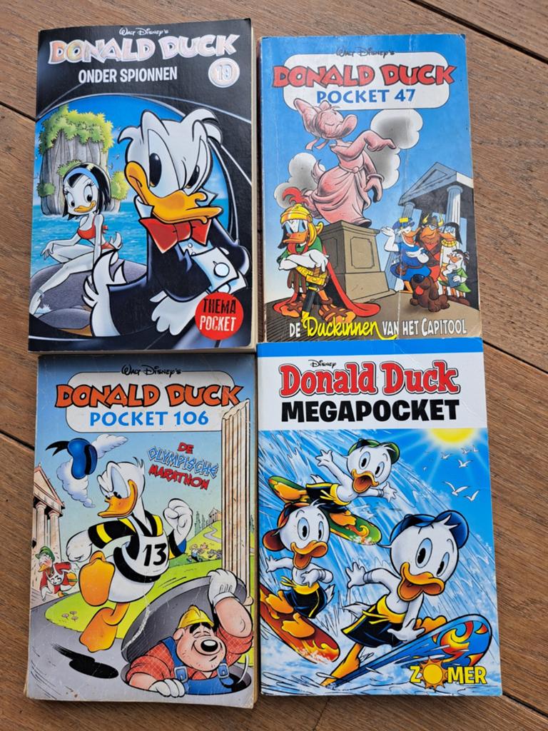 Grote collectie Donald Duck: weekbladen, pockets, albums, Meerdere stripboeken, Ophalen of Verzenden, Gelezen