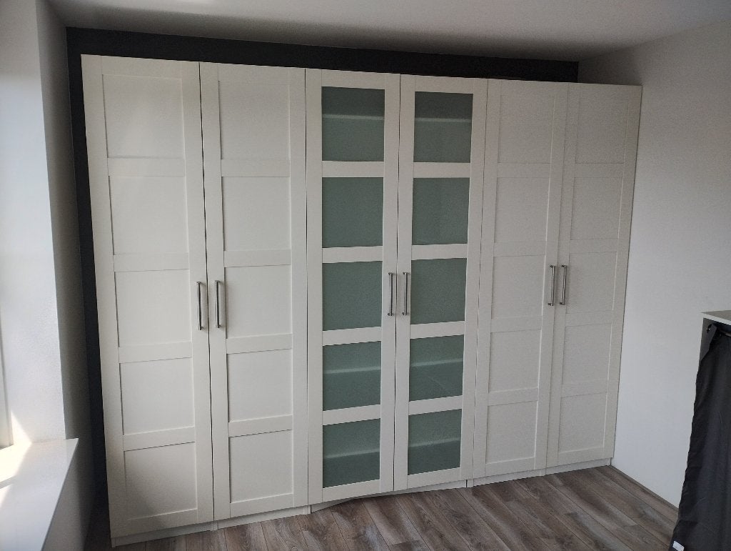 Kledingkast Wit 3x2,35, Huis en Inrichting, Kasten | Kledingkasten, Gebruikt, 200 cm of meer, 200 cm of meer, 25 tot 50 cm, Ophalen
