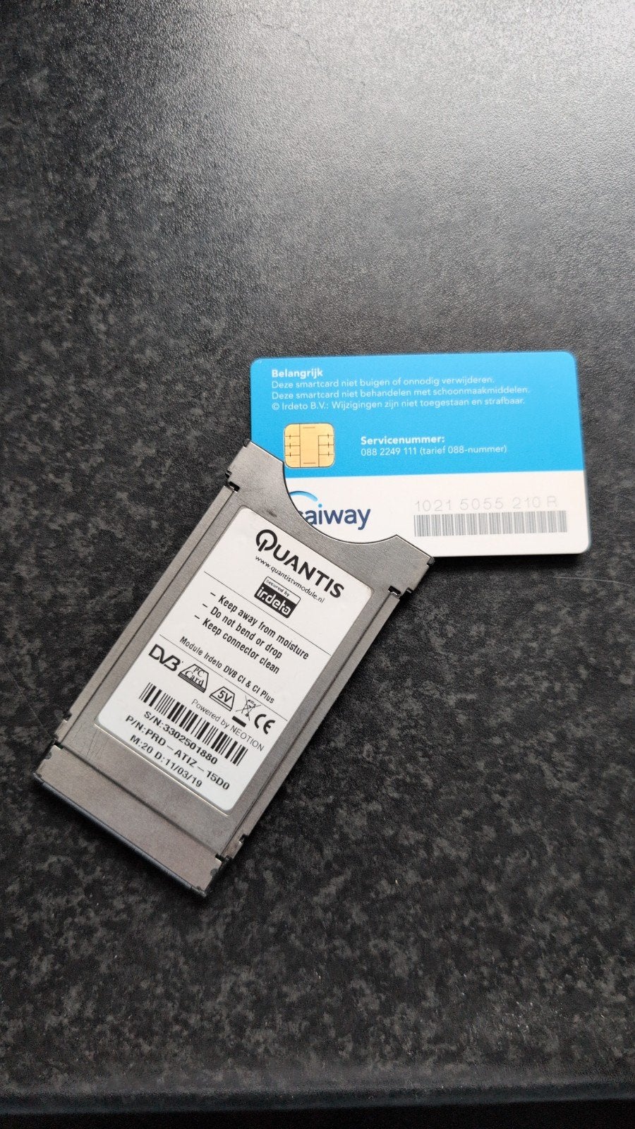 Quantis Irdeto DVB CI & CI Plus Module met Caiway Smartcard, Ophalen of Verzenden, Gebruikt, Decoder