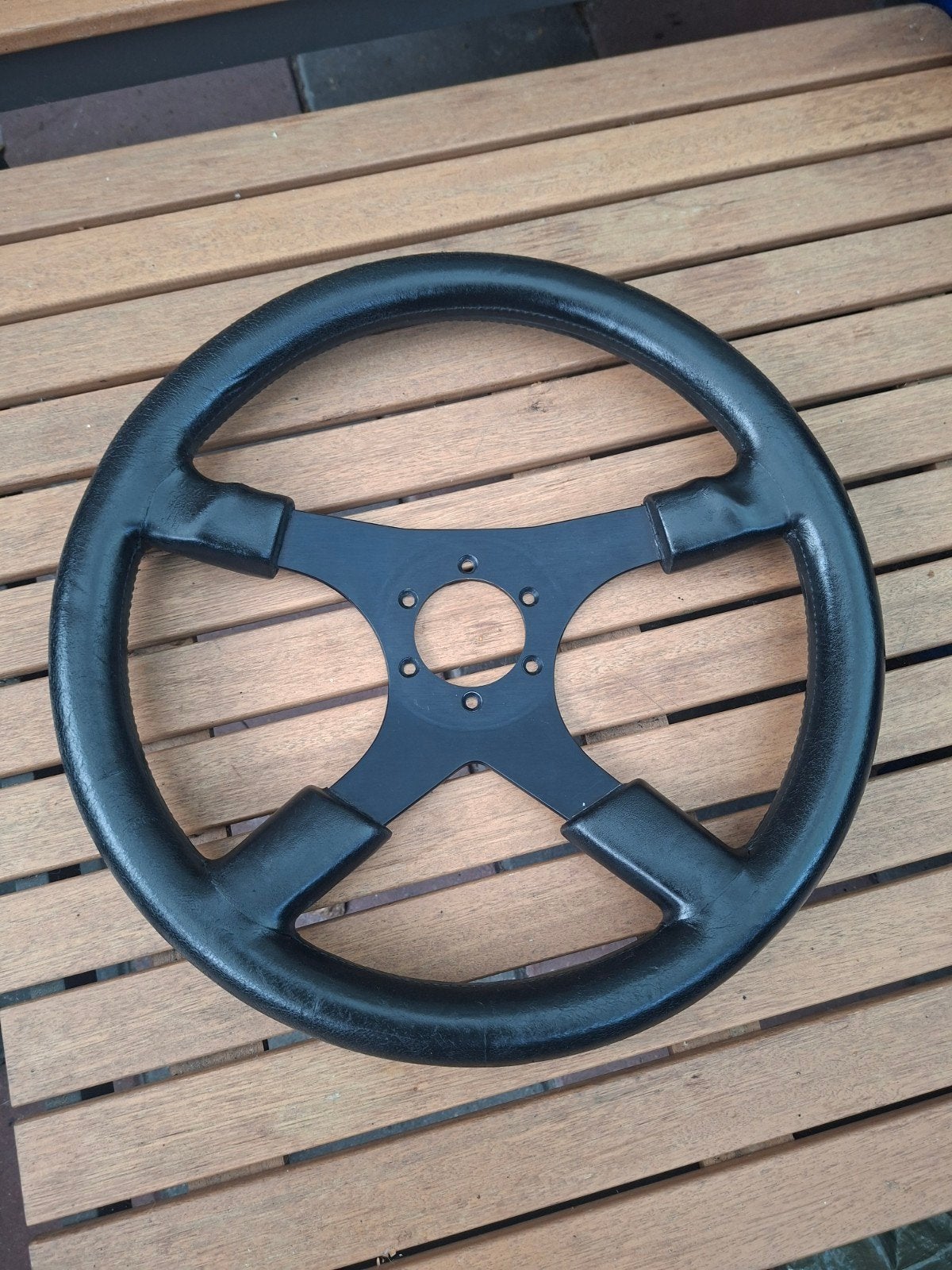 Momo sportstuur 38 cm 4 spaak leer kba 70001, Auto-onderdelen, Besturing, Ophalen, Gebruikt, BMW
