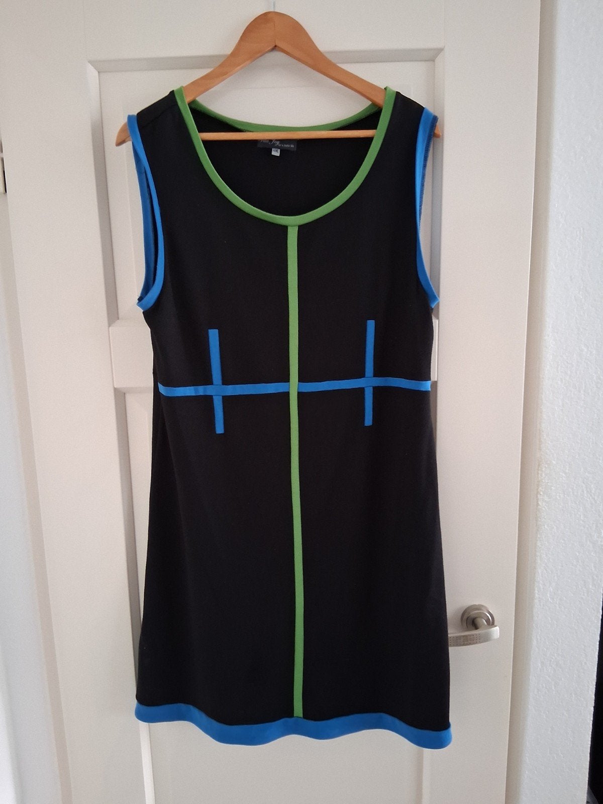 Zwart jurkje in Mondriaan stijl- Maat XL, Kleding | Dames, Ophalen, Zwart, Maat 46/48 (XL) of groter, Boven de knie