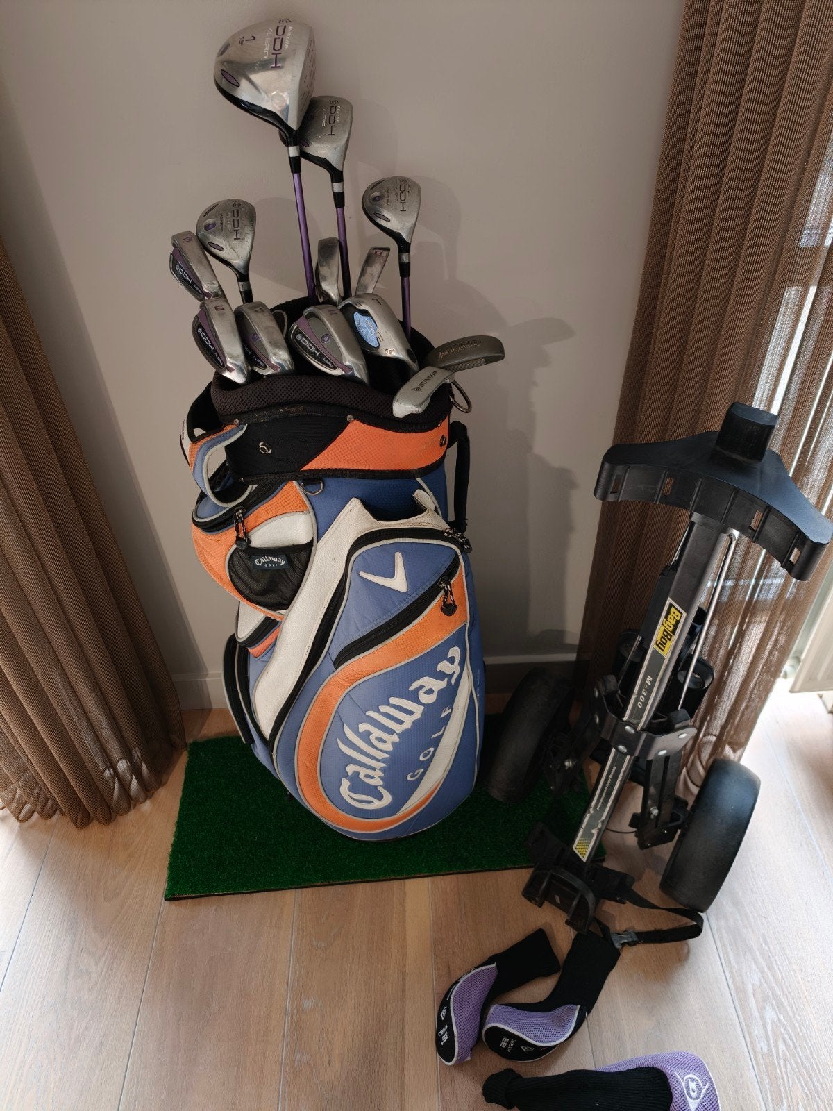 Complete MODERNE golfset dames in Callaway tas + trolley, Ophalen of Verzenden, Zo goed als nieuw, Set, Callaway