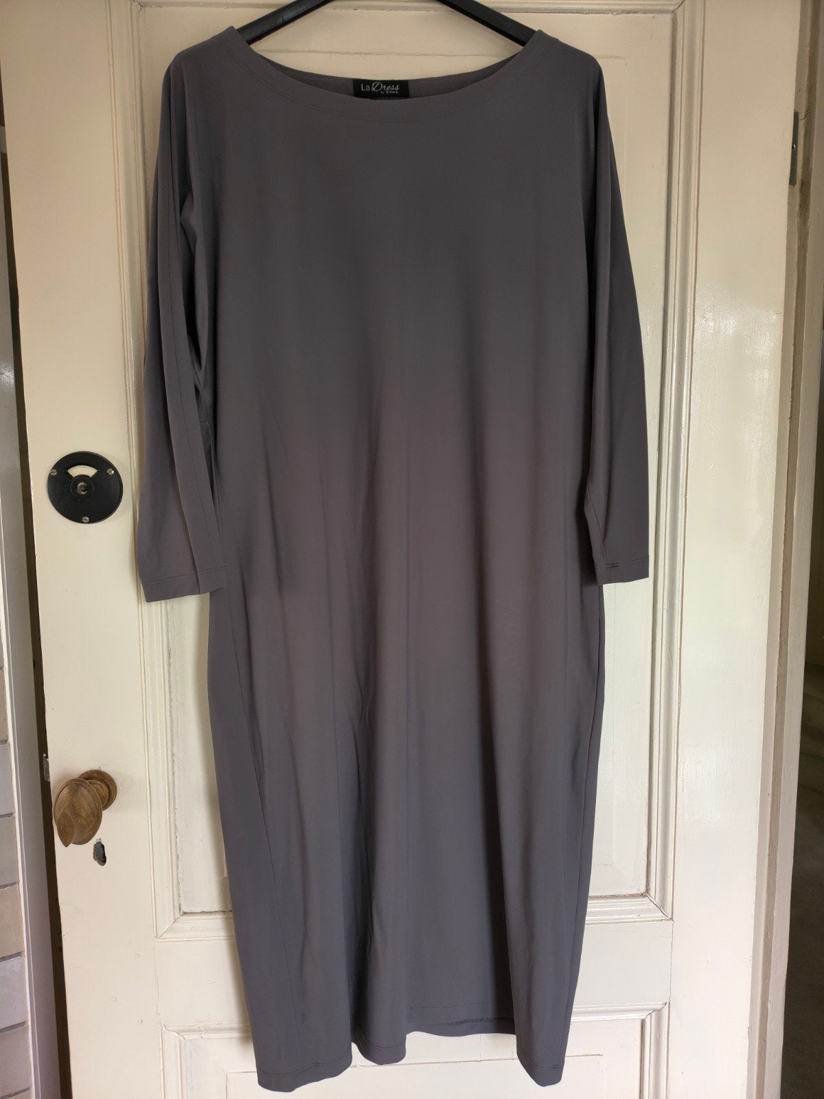 Grijs La Dress  jurk travelstof maat L, Maat 42/44 (L), Ophalen of Verzenden, Zo goed als nieuw, Knielengte