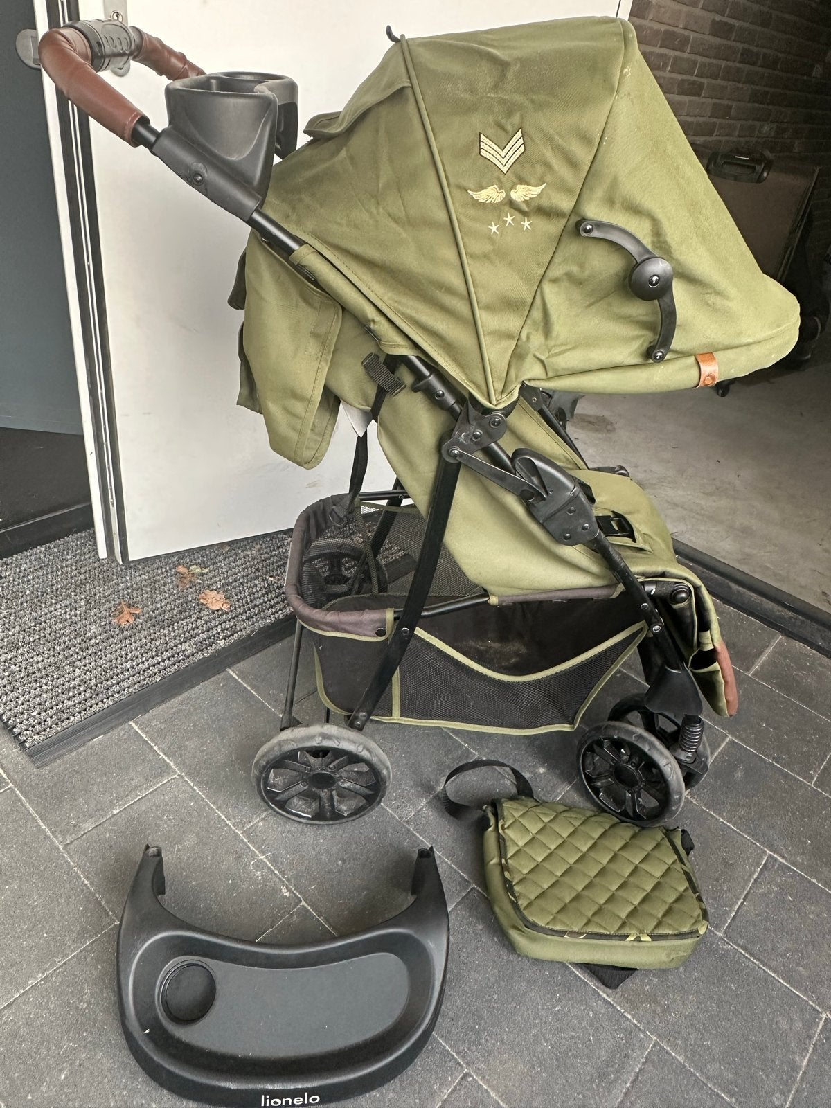 Lionelo kinderwagen/buggy - groen met accessoires, Ophalen, Gebruikt, Overige merken, Verstelbare rugleuning