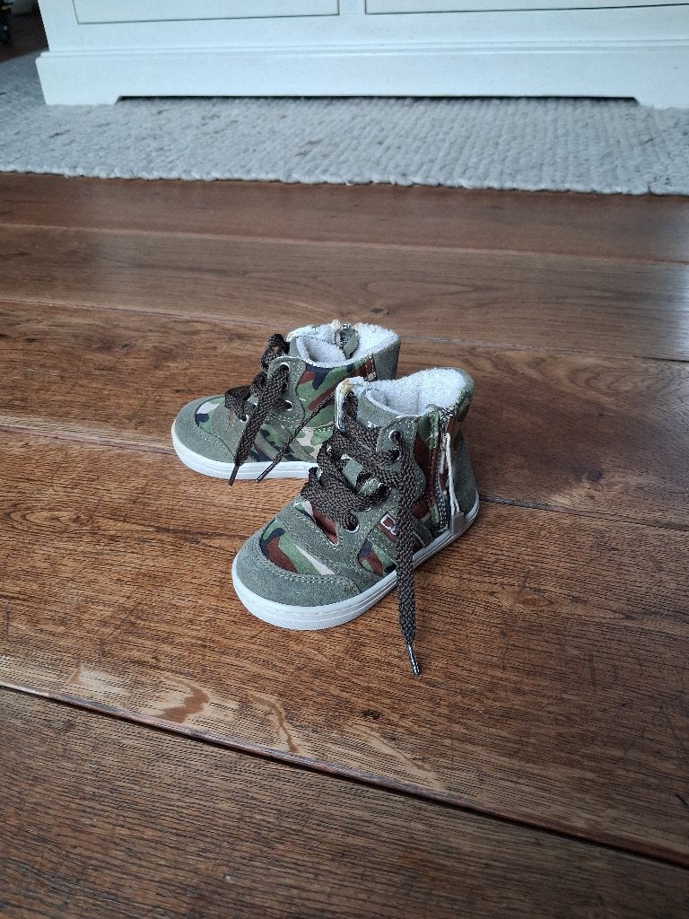 Stoere Kinderschoentjes maat 20, Jongen of Meisje, Schoenen, Ophalen of Verzenden, Zo goed als nieuw