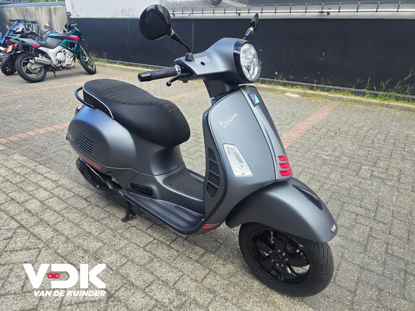 VESPA GTS 300 ABS (20212021) 1974Km, Scooter, Bedrijf, Onbekend, Onbekend