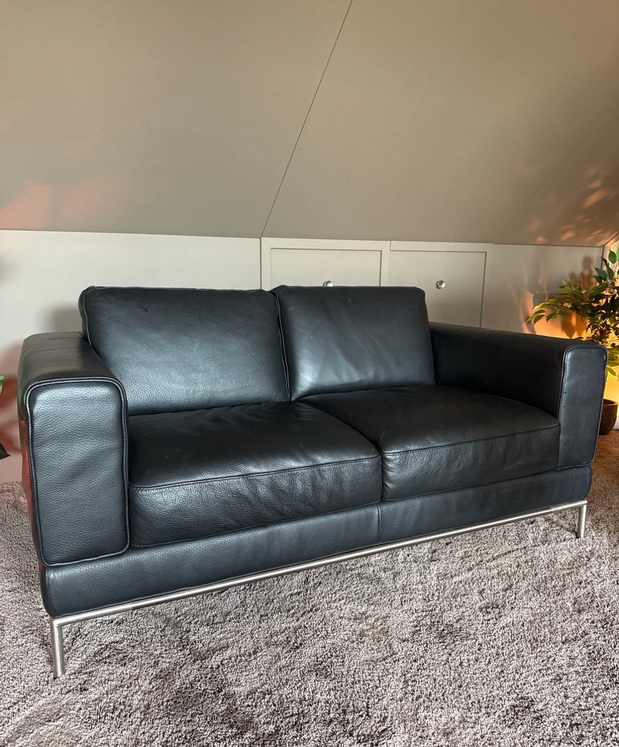 Zwarte leren 2-zitsbank IKEA – echt leer, Huis en Inrichting, Ophalen, Tweepersoons, Zo goed als nieuw, Leer