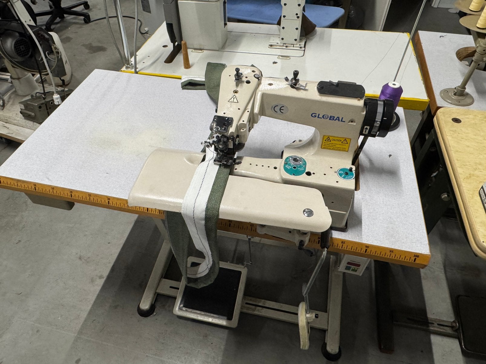 Industriele blindzoom naaimachine global stille motor, Ophalen of Verzenden, Industrieel, Global, Overige merken