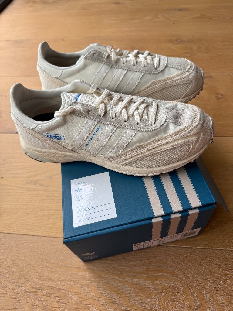 Adidas para bad bunny, Wit, Nieuw, Ophalen of Verzenden, Sneakers of Gympen