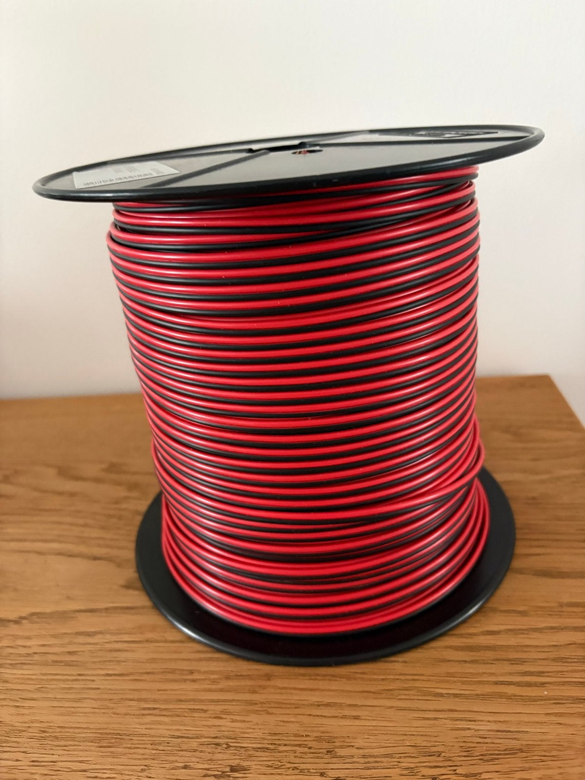 Nieuwe Luidsprekerkabel 2x0.75 rood/zwart - 300m rol, Ophalen of Verzenden, Nieuw, 10 meter of meer, Luidsprekerkabel