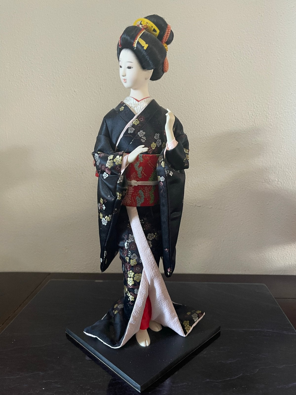 Japanse pop 39 cm in originele klederdracht, Ophalen of Verzenden, Gebruikt, Pop