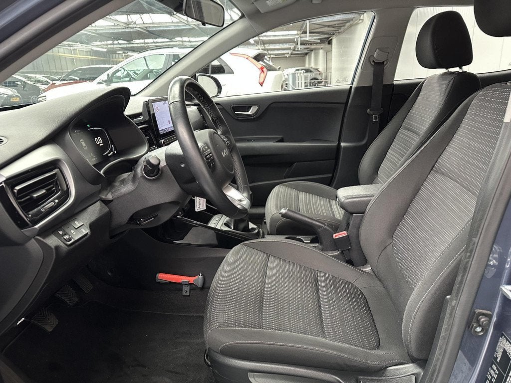 Kia Stonic 1.0 T-GDi MHEV DynamicLine NL Auto, slechts 25000, Auto's, Kia, Blauw, Origineel Nederlands, Handgeschakeld, 3 cilinders