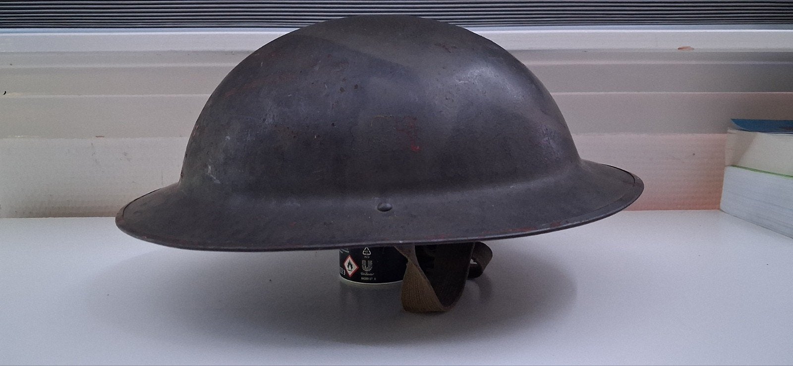 Belgische "brodie" mark II helm, Ophalen of Verzenden, Landmacht, Engeland, Helm of Baret