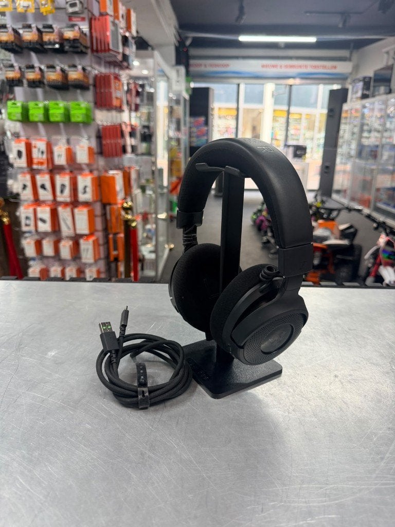 Razer Kraken V4 draadloze gamingheadset met RGB Nette staat, ., Ophalen of Verzenden, Zo goed als nieuw, .