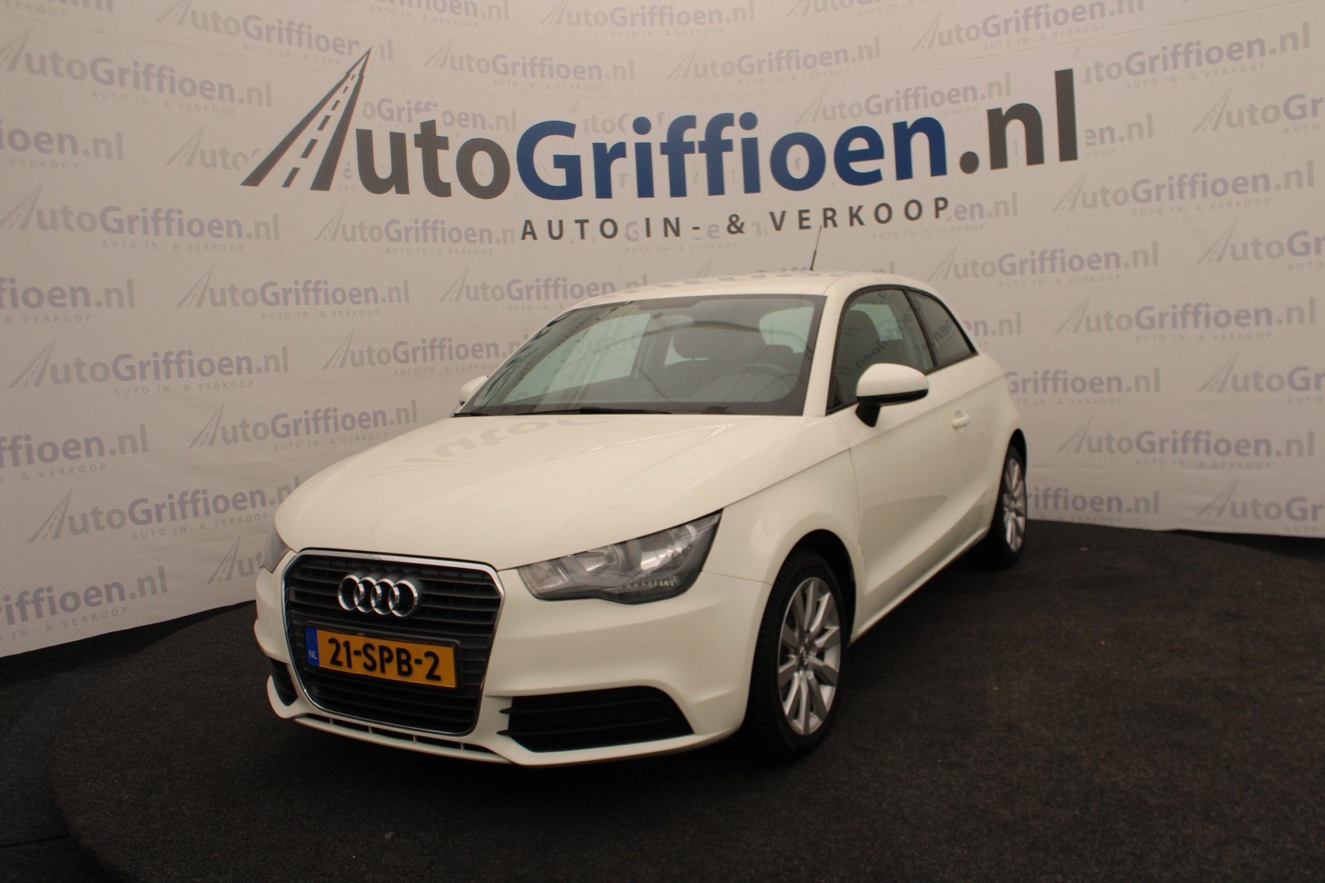 Audi A1 1.2 TFSI Connect nette hatchback (bj 2011), Auto's, Voorwielaandrijving, Euro 5, 4 cilinders, 4 stoelen