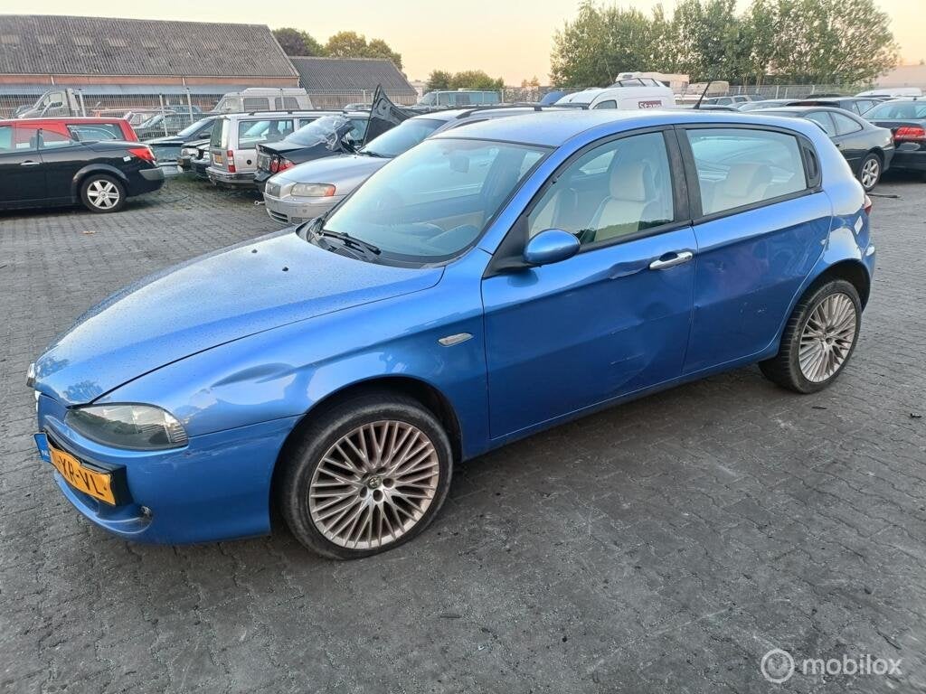 Alfa Romeo 147 1.6 T.Spark Collezione onderdelen, Auto-onderdelen, Carrosserie en Plaatwerk, Alfa Romeo, Gebruikt