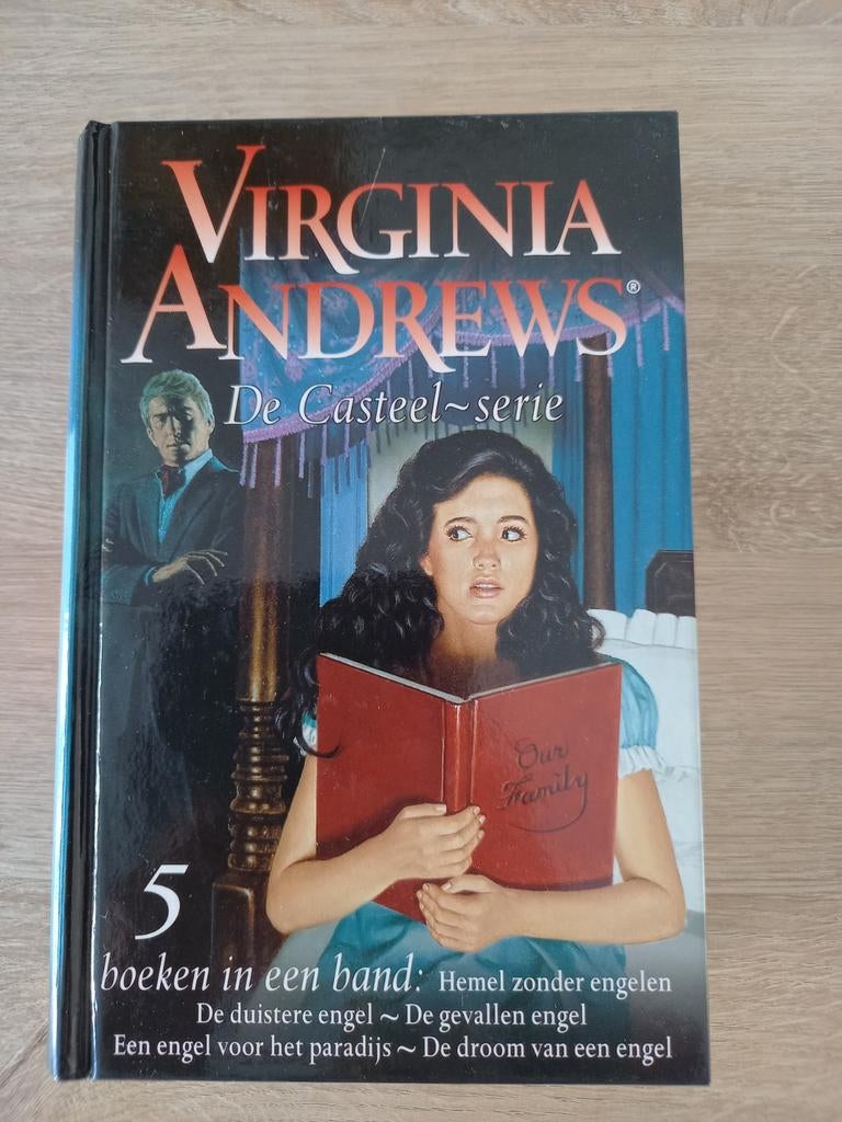 Virginia Andrews - De Casteel-serie (5 boeken in 1 band), Boeken, Ophalen of Verzenden, Zo goed als nieuw, Virginia Andrews, Nederland