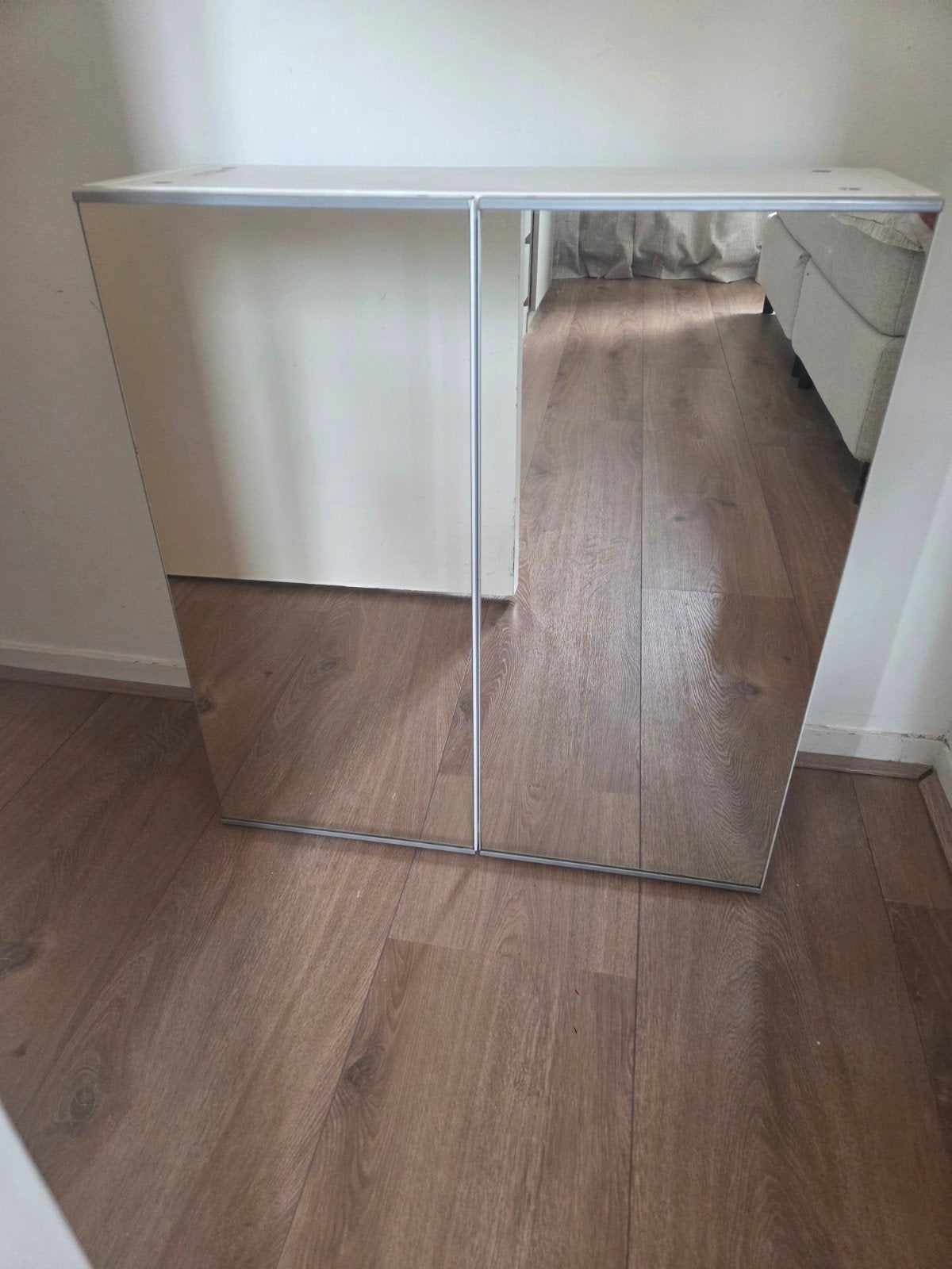 IKEA Lillången spiegelkast met 2 glazen plankjes, Ophalen, Gebruikt