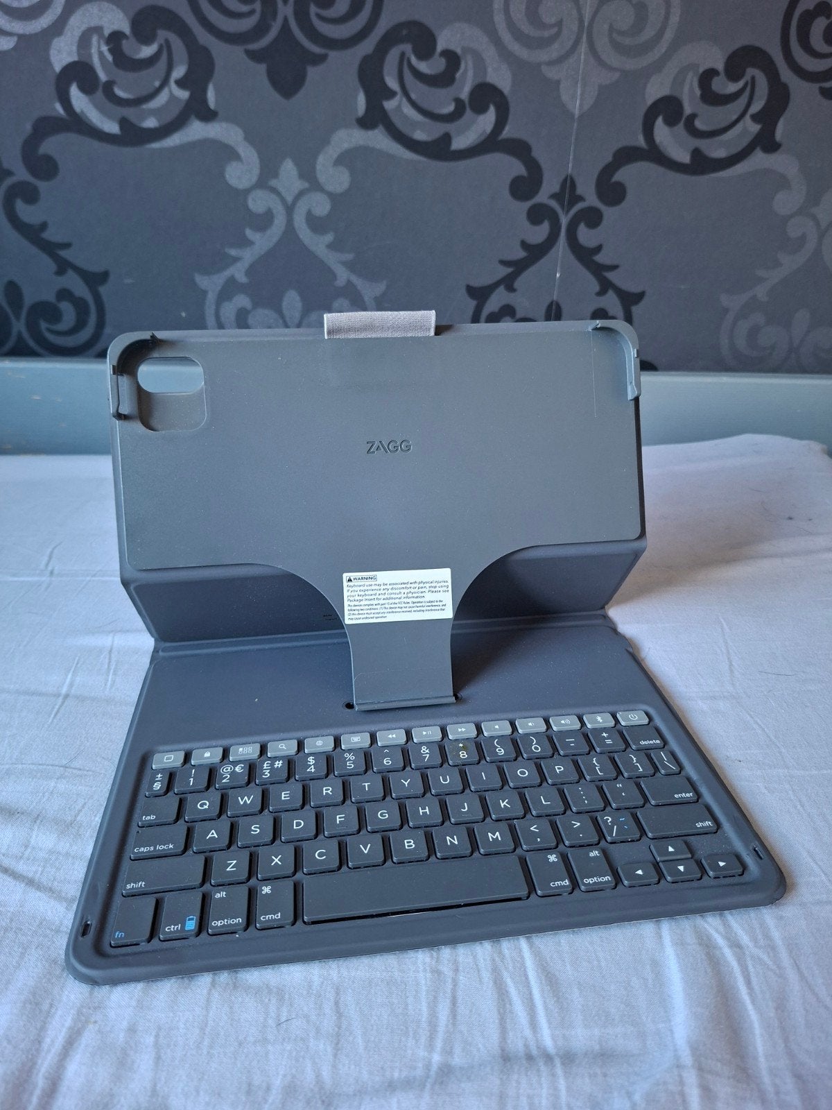 Zagg Messenger Folio 2 toetsenbordhoes, 10 inch, Gebruikt, Zagg, Messenger Folio 2