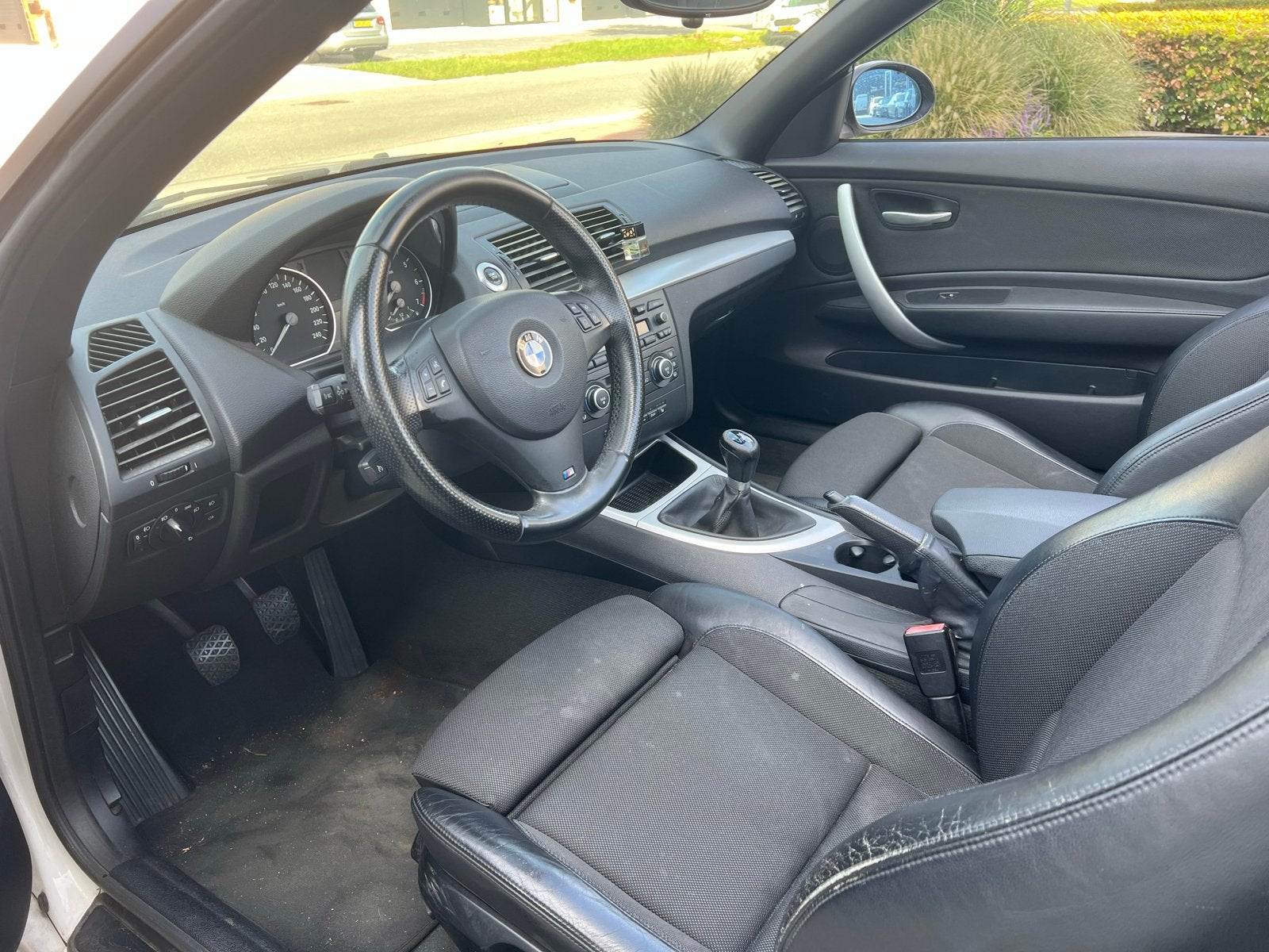 Foto 6 van BMW 1-Serie 2.0 118I Cabrio 2009 Wit