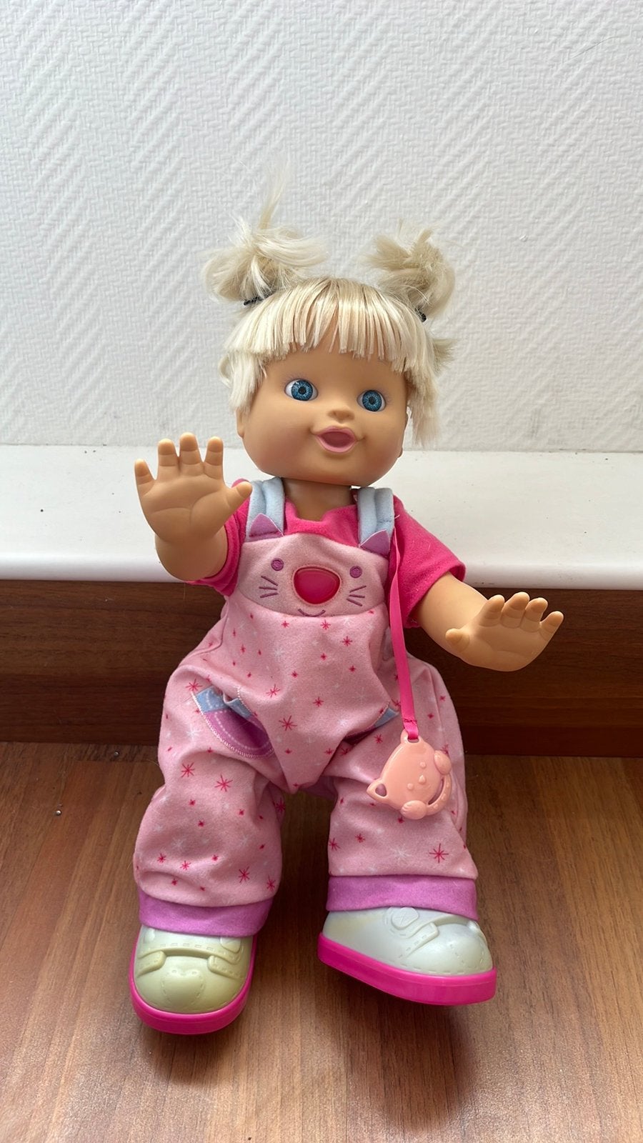 Beweegbare pop meisje, Ophalen of Verzenden, Gebruikt, Babypop
