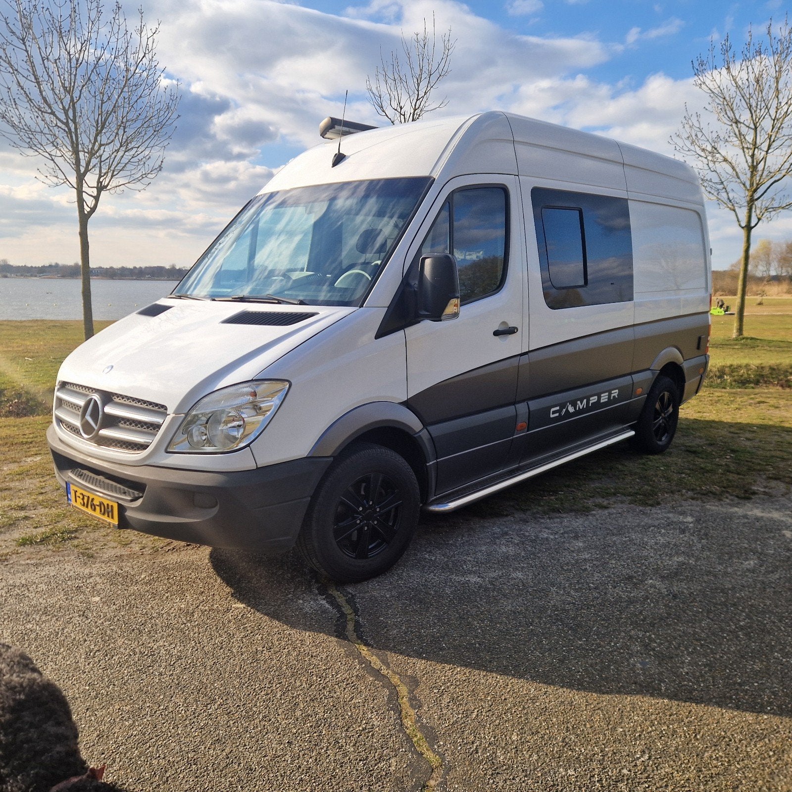 Stoere Mercedes Sprinter L2H2 Camper, Chemisch toilet, Buitenlamp, ABS, Tot en met 2