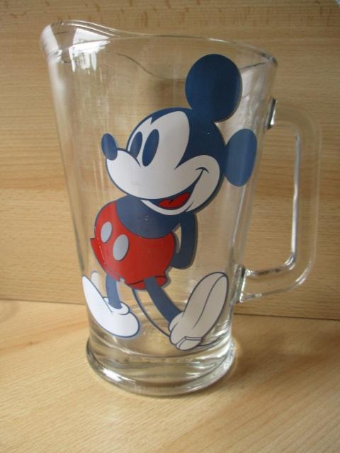 Disney Mickey Mouse glazen schenkkan  22.5cm, Ophalen of Verzenden, Overige figuren, Gebruikt, Beeldje of Figuurtje
