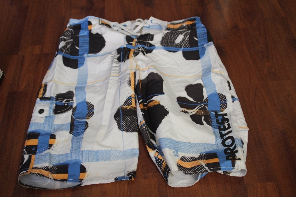 zwembroek met bloemen protest, Kleding | Heren, Badmode en Zwemkleding, Ophalen of Verzenden, Maat 46 (S) of kleiner, Zwemshort