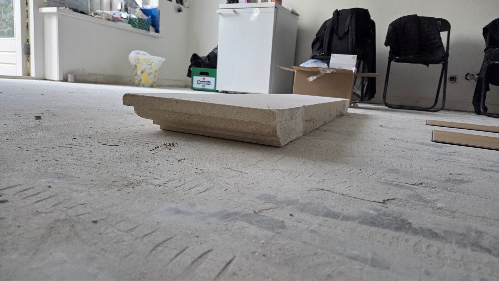 GRATIS: Decoratief stenen plank/oude schoorsteenmantel, Ophalen, Vrijstaande haard