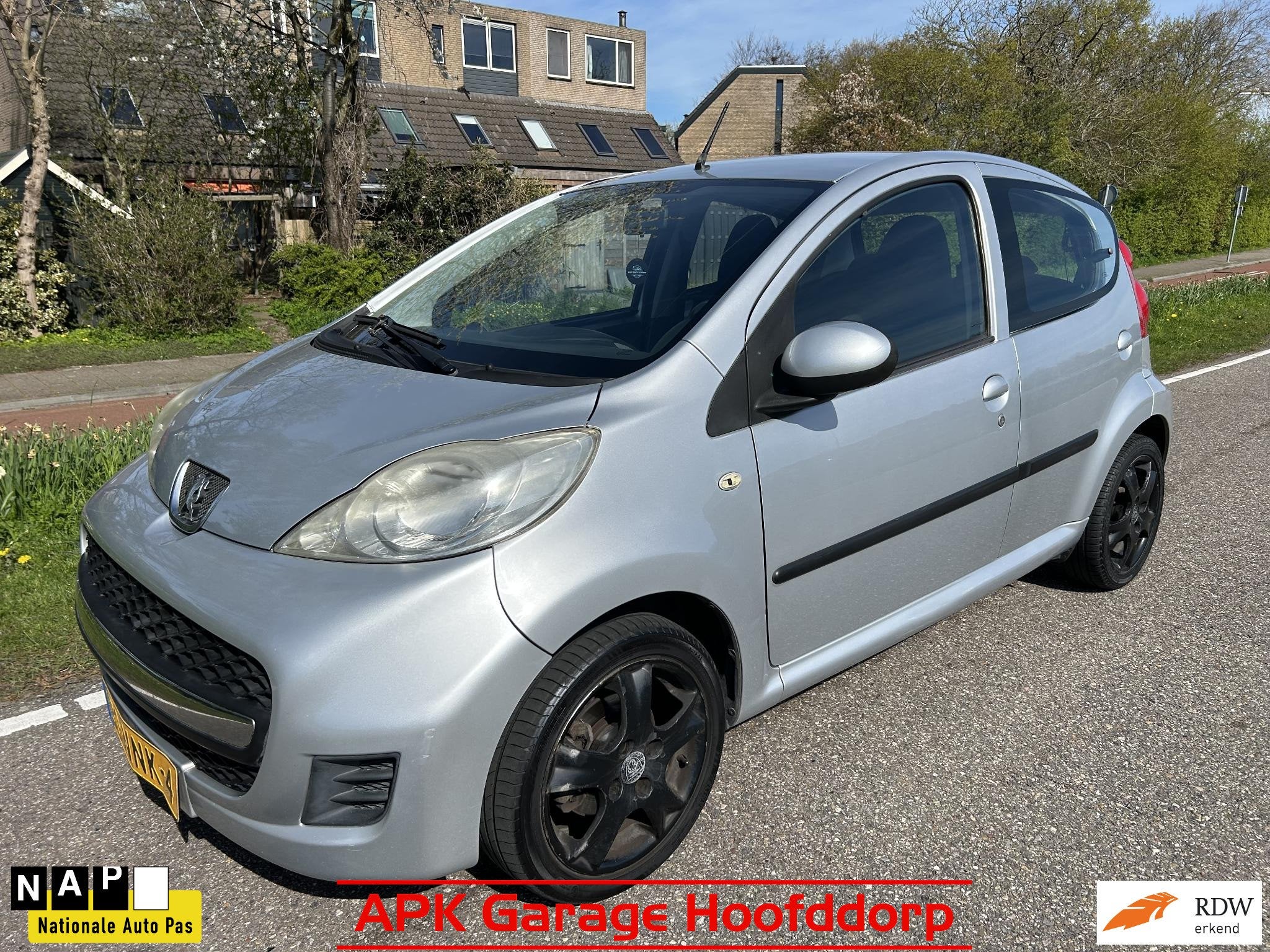Peugeot 107 1.0-12V XR / AIRCO / 5-deurs, Voorwielaandrijving, Euro 5, Gebruikt, 4 stoelen